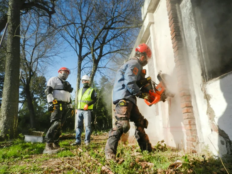 Demolition crew following safety procedures in Sault Ste. Marie